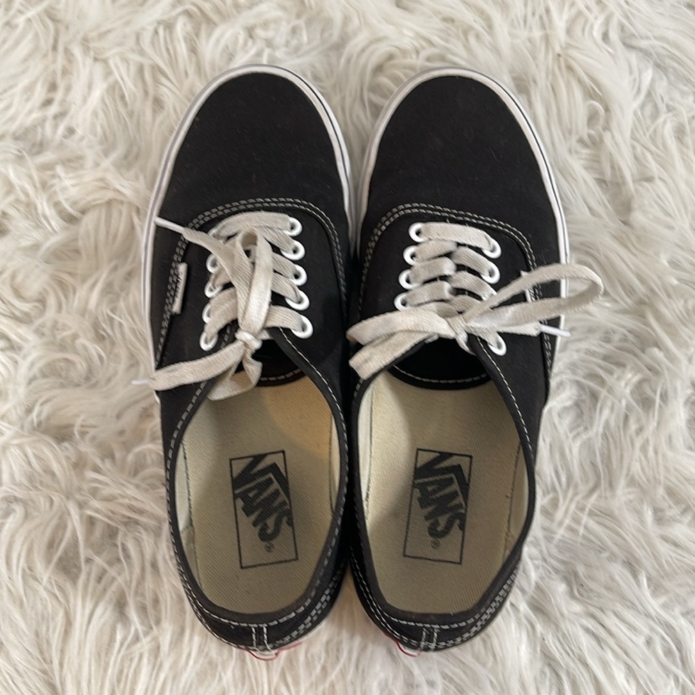 VANS Off The Wall Old Skool Classic White & Black Sneakers Size M6.5 & W8 Unisex - Picture 5 of 10